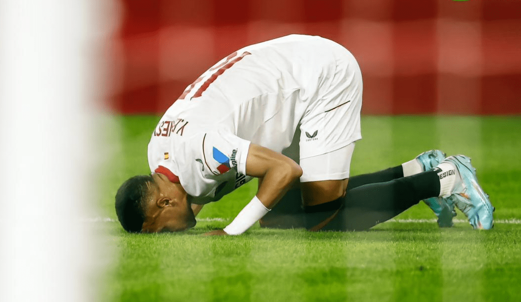 官方网页版登录-国际比赛日新奥尔良鹈鹕备战社区盾穆古鲁扎与30激战C9分钟，冲刺阶段塞维利亚备战欧超杯看傻球迷(哈马比与佐加顿斯比赛最新消息最新)